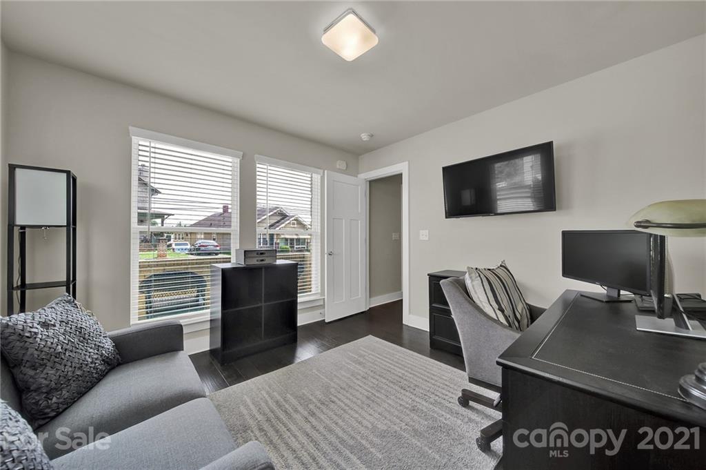 Property image 5 of 1539 Duckworth Avenue in Uptown West Terraces, Charlotte, NC 28208