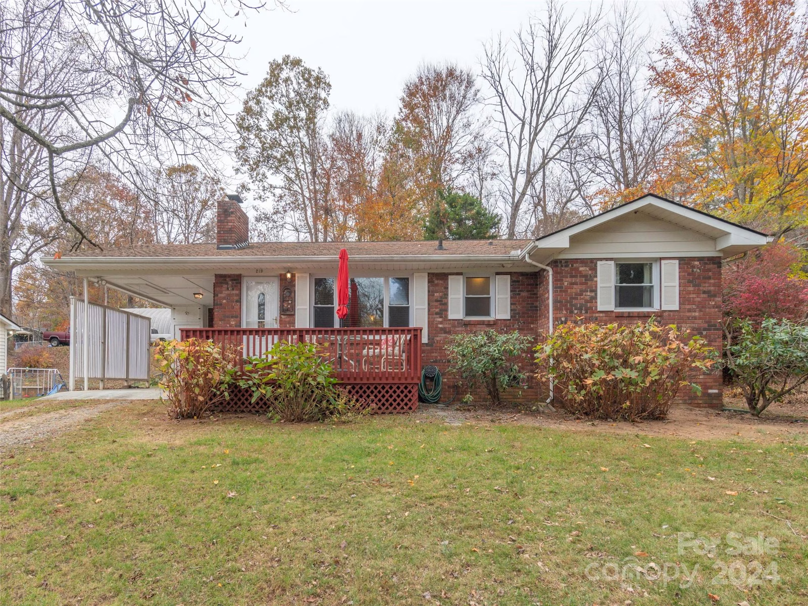 Property image 1 at 219 Northeast Avenue, Swannanoa, NC 28778