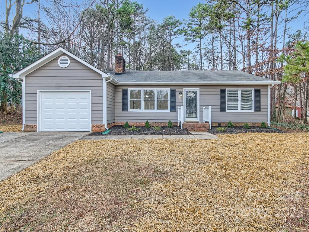 Property image 2 of 401 Southland Road in Shepherds Vineyard, Huntersville, NC 28078