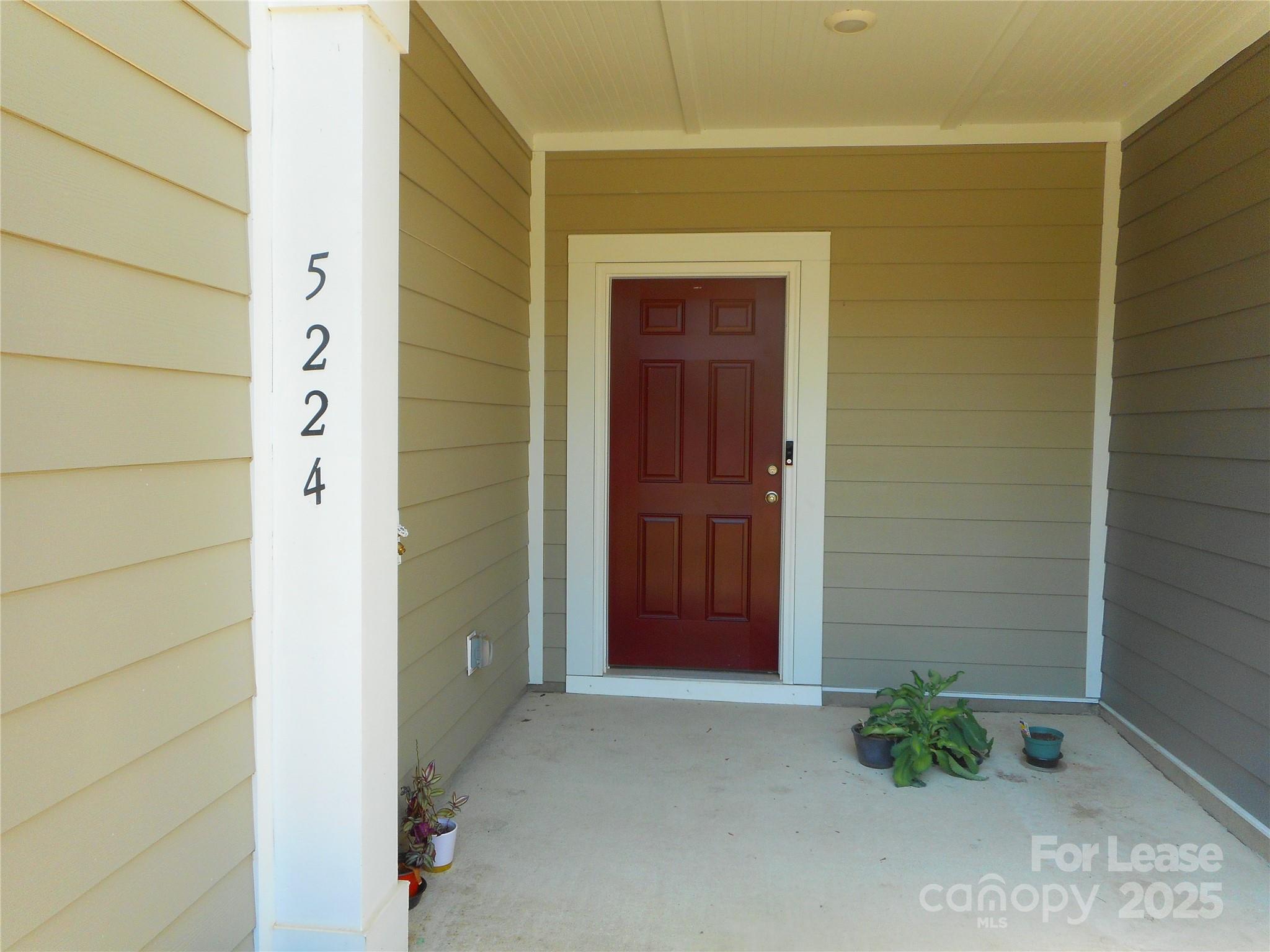 Property image 2 of 5224 Maynard Hill Drive in Secrest Landing, Monroe, NC 28110