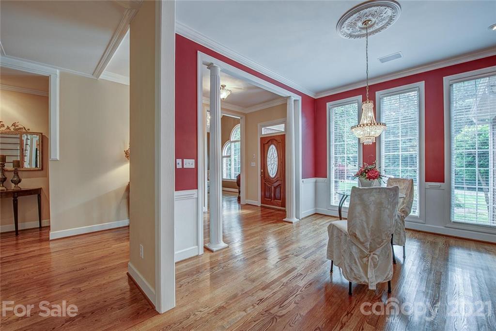 Property image 4 of 1001 Colony Court in Forest Brook, Gastonia, NC 28056