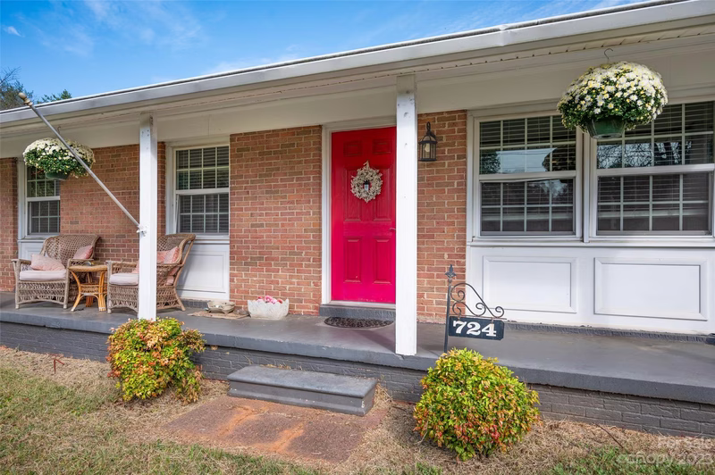 Property image 4 at 724 W Pine Circle, Statesville, NC 28677