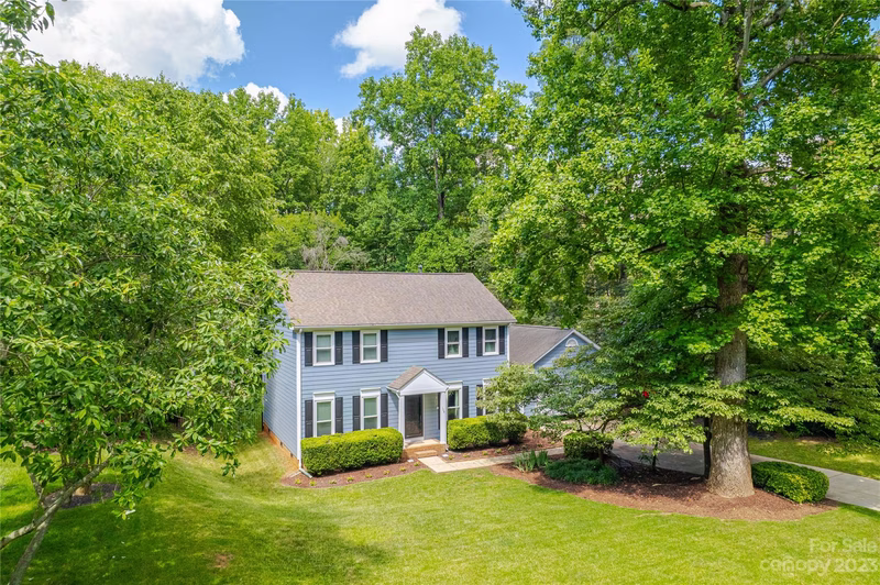104 Aurora Lane