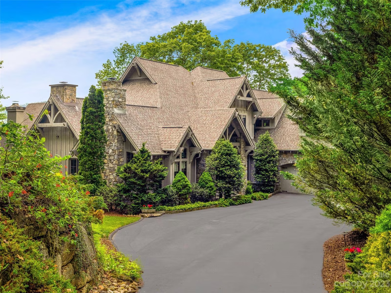 21 Greenmont Drive