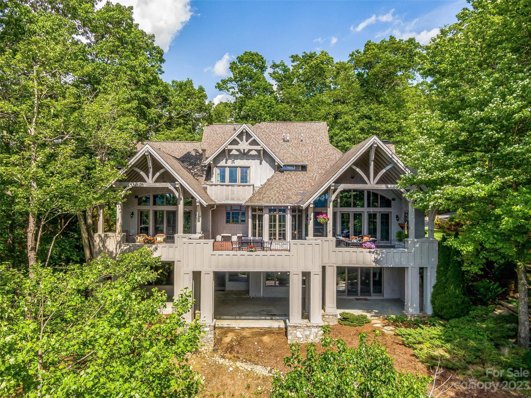 Property image 5 of 21 Greenmont Drive in Poplar Ridge, Asheville, NC 28803