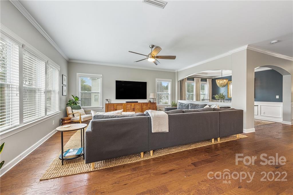 Property image 3 of 1207 Clover Lane in Chestnut Place, Matthews, NC 28104
