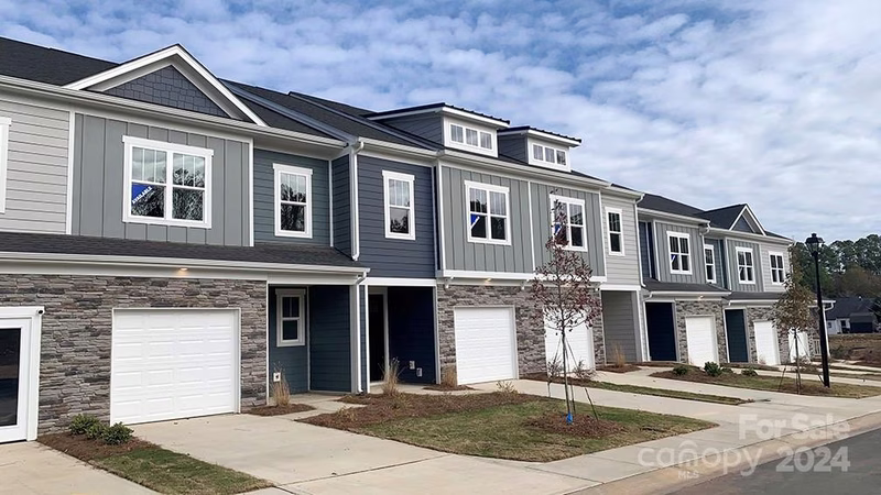 2647 Ruby Dixon Crossing