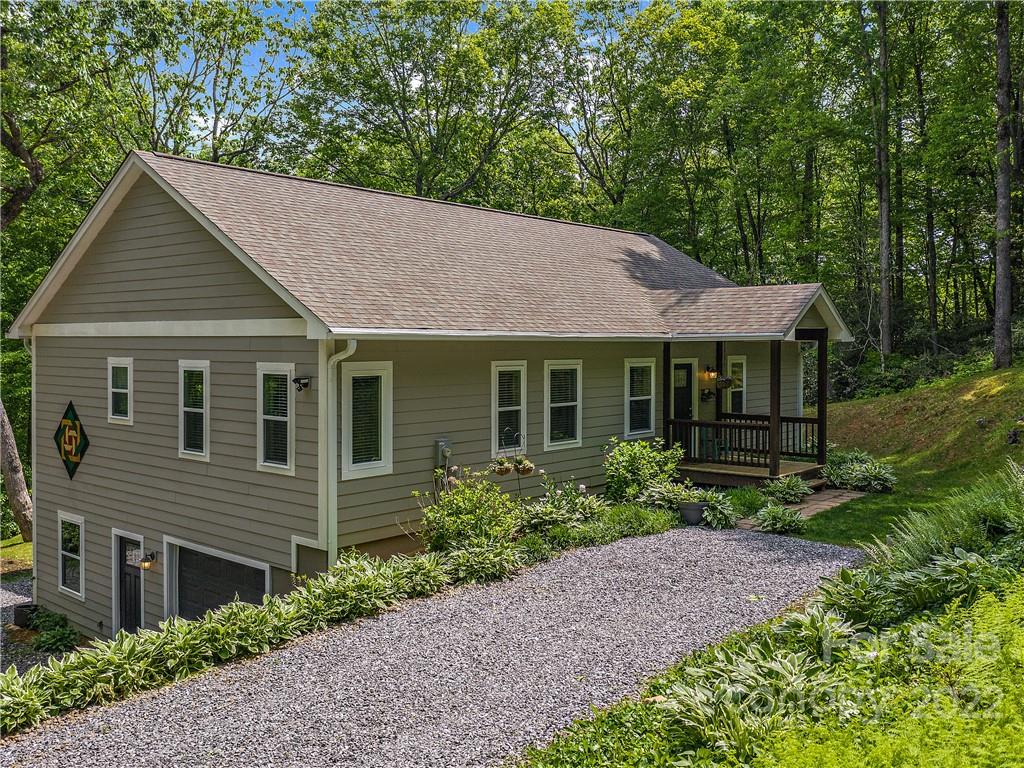 Property image 3 of 73 Poplar Ridge Lane in The Reserve, Burnsville, NC 28714