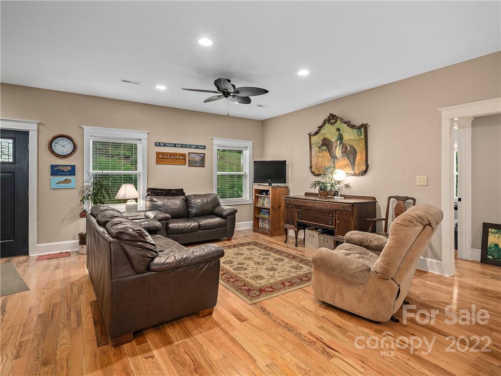 Property image 4 of 73 Poplar Ridge Lane in The Reserve, Burnsville, NC 28714