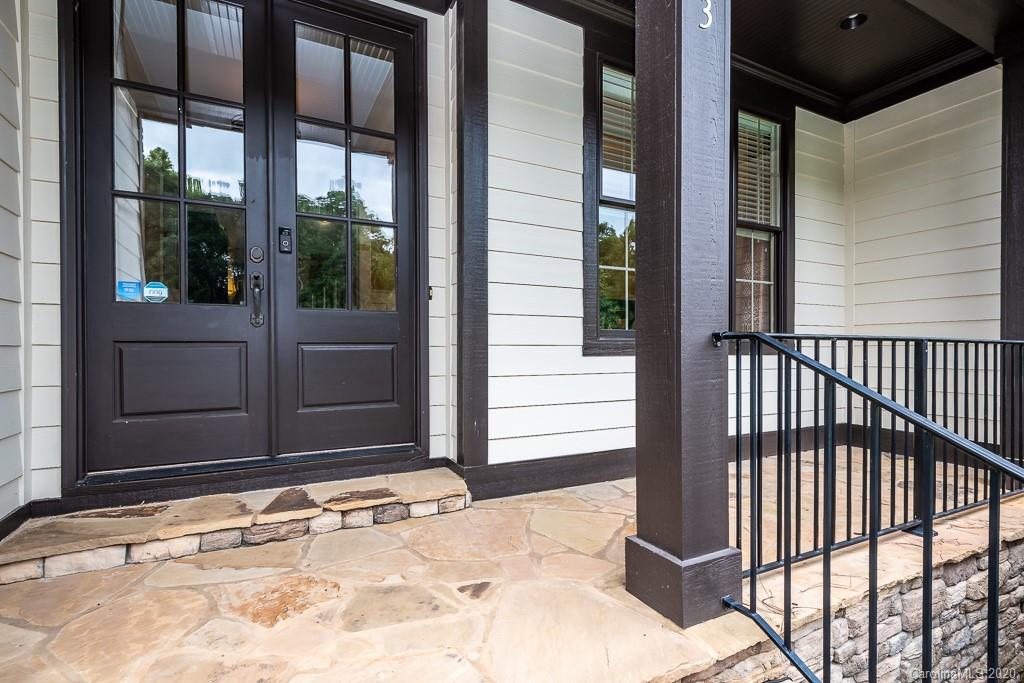 Property image 3 of 133 Fulton Farms Lane in Brookridge Shores, Mooresville, NC 28117