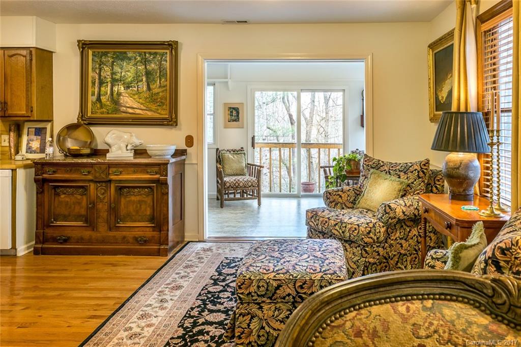 Property image 5 of 47 Ravenwood Lane in Ravenwood Forest, Horse Shoe, NC 28742