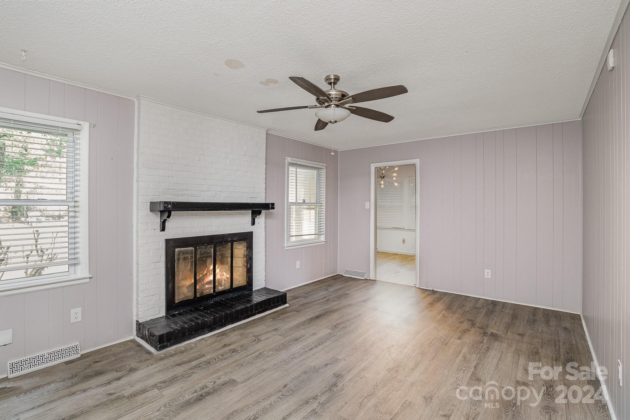 Property image 5 of 5718 Hollirose Drive in Birnam Woods, Charlotte, NC 28227