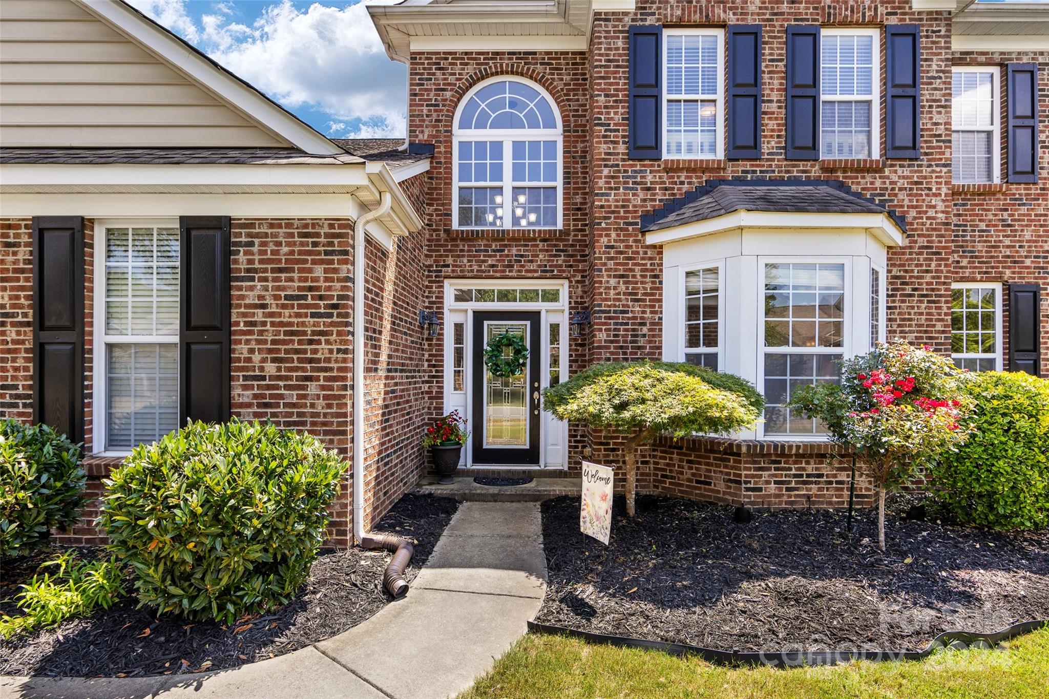 Property image 3 of 806 Springwood Drive in Wesley Oaks, Waxhaw, NC 28173