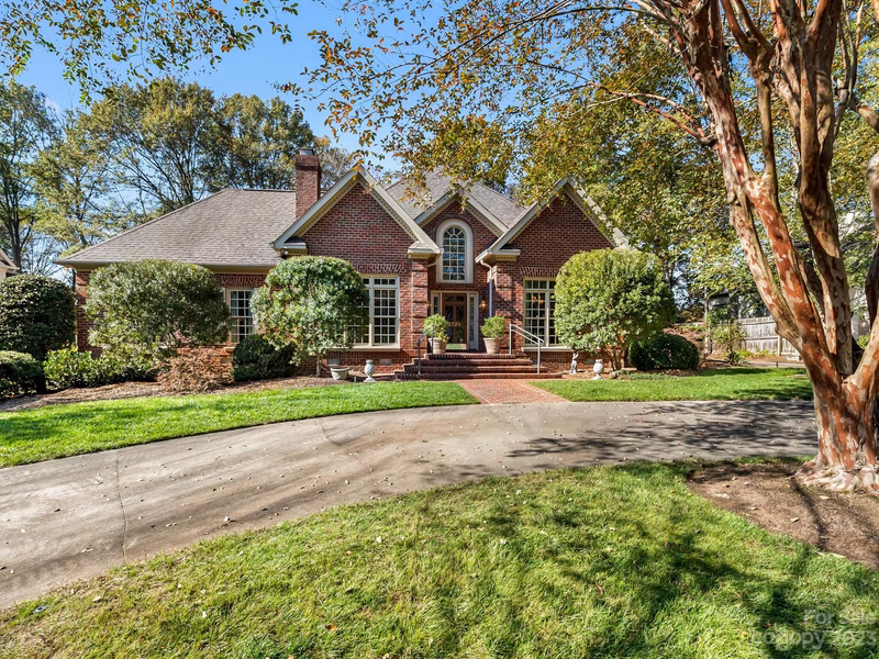 5728 Laurium Road
