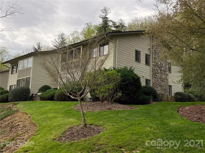 45 Lake Drive