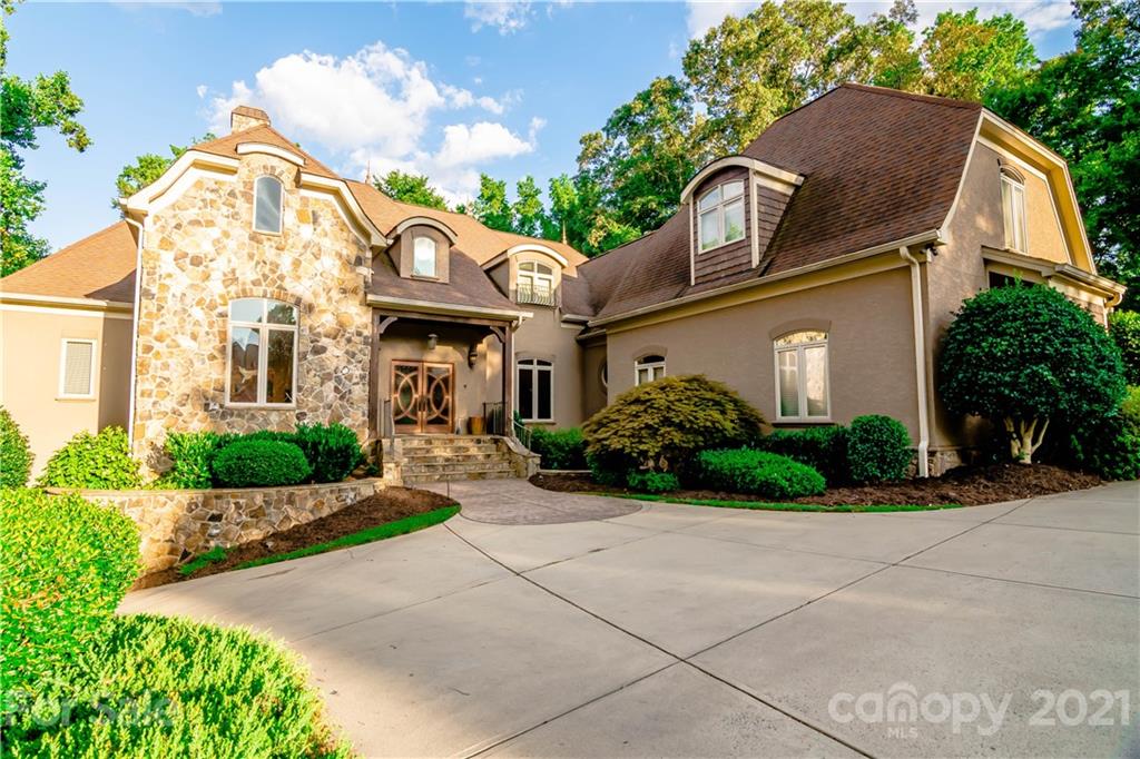 Property image 4 of 421 Gladelynn Way in Chatelaine, Waxhaw, NC 28173