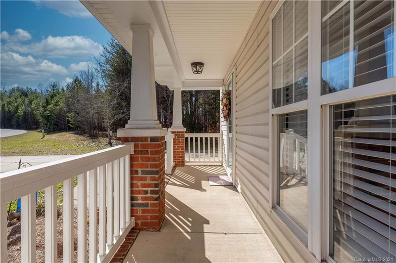 Property image 2 at 210 Ingonish Drive, Gastonia, NC 28056