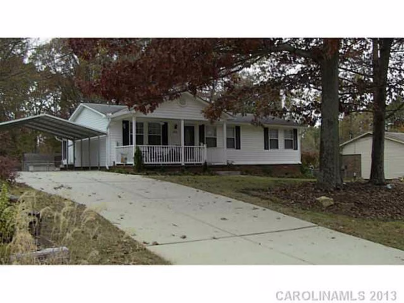 606 Woodland Drive