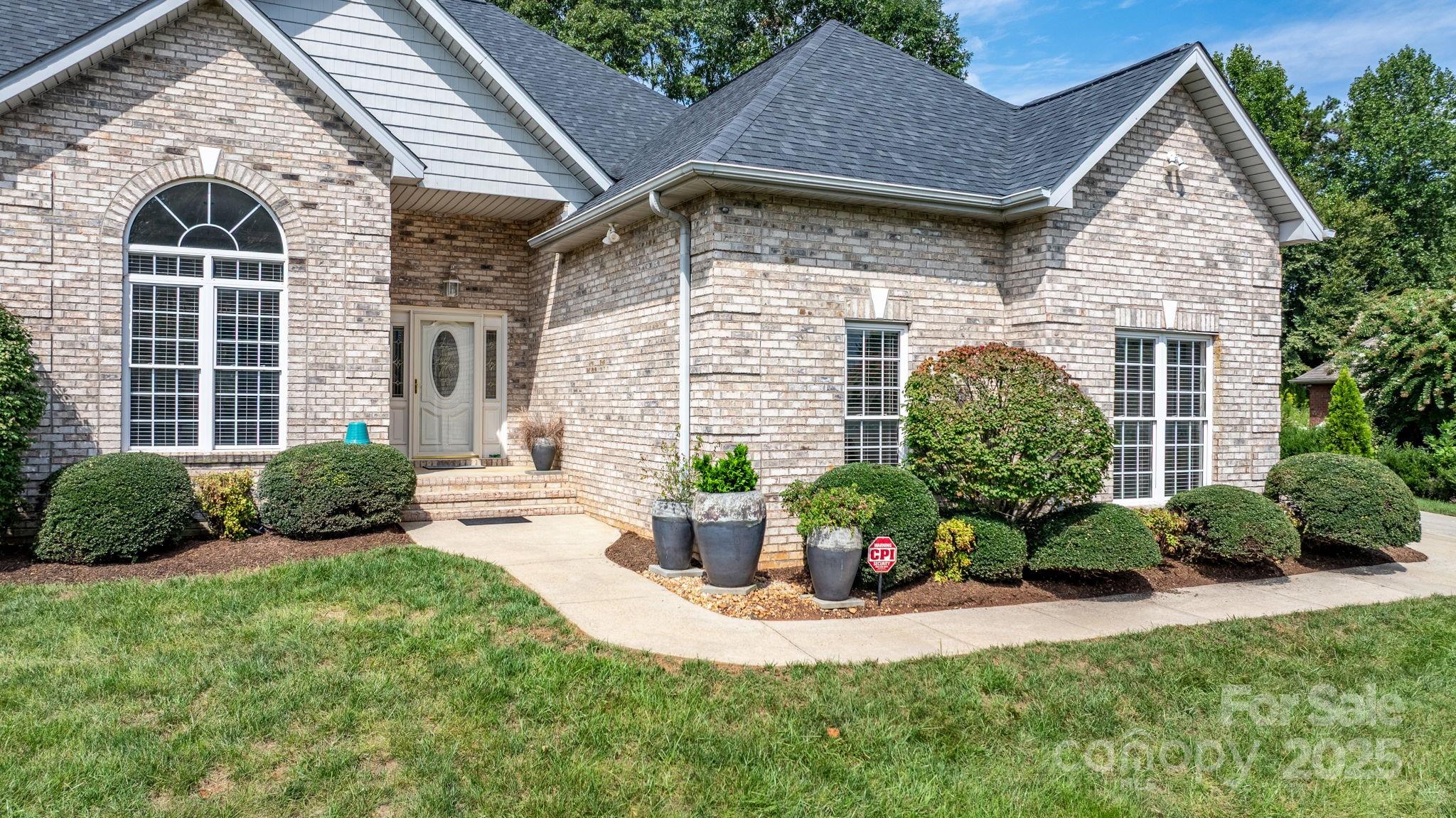 Property image 3 of 3915 Steve Ikerd Drive in Catawba Springs, Hickory, NC 28601