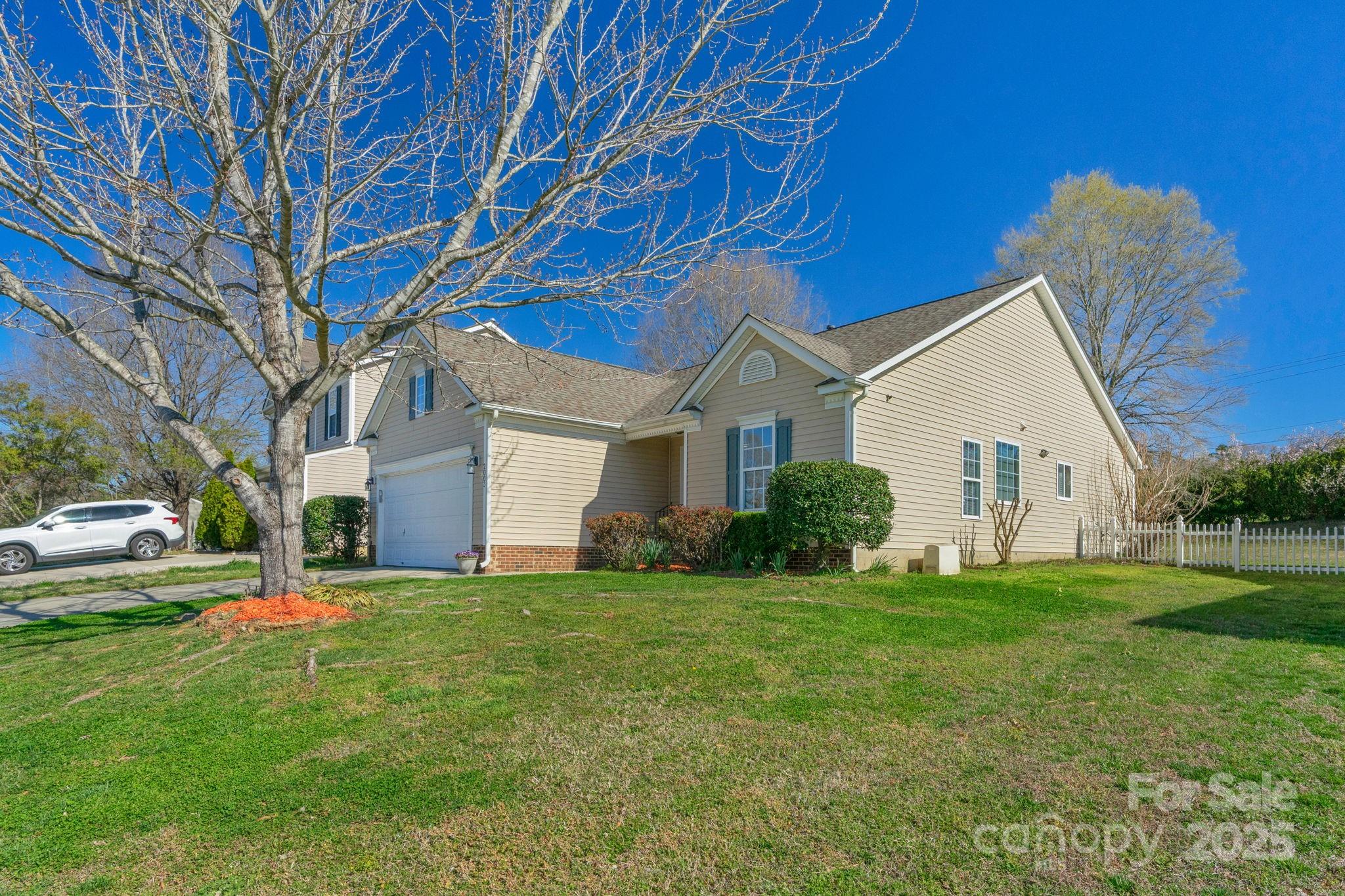 Property image 2 of 2003 Sunlight Path Drive in Meriwether, Monroe, NC 28110