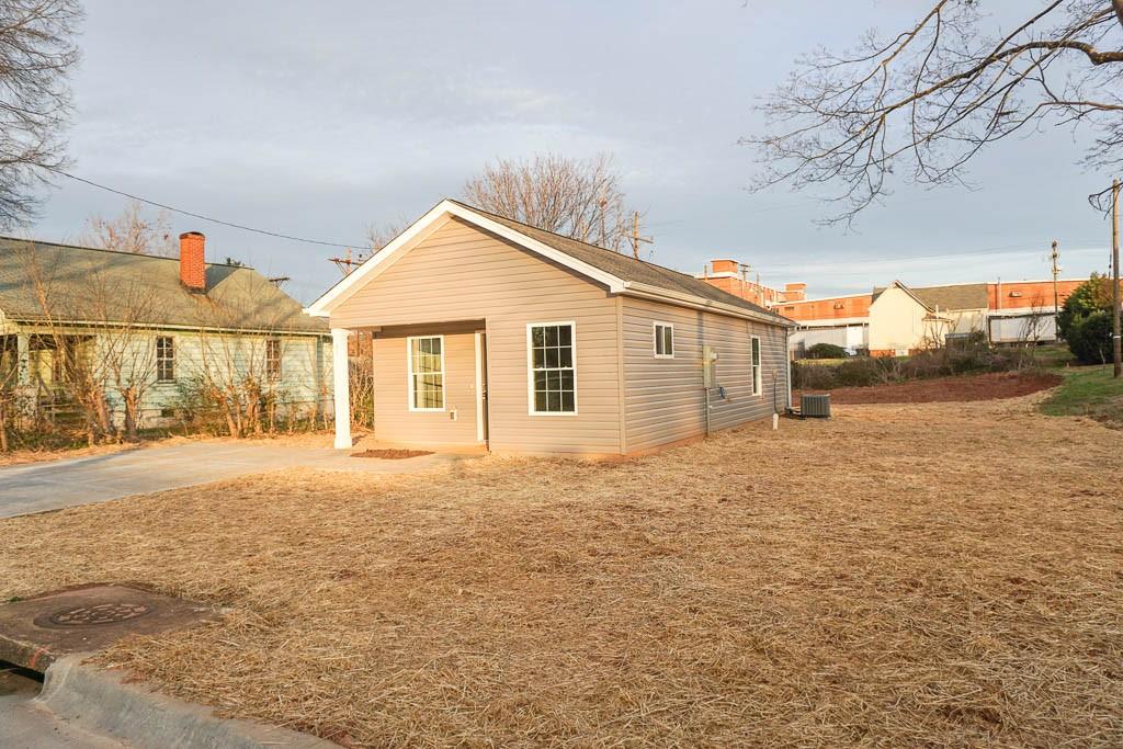 Property image 3 of 47 14th Street in Shuford Mill Village, Hickory, NC 28602