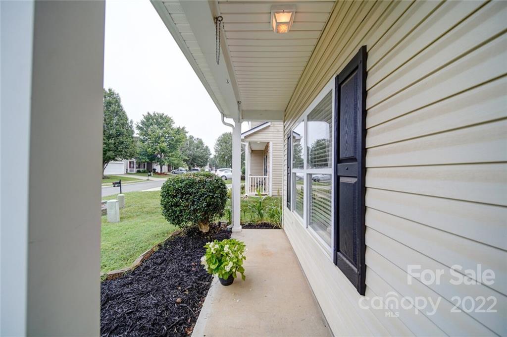 Property image 2 of 511 Galesburg Drive in Villages of Wesley Chapel, Monroe, NC 28110