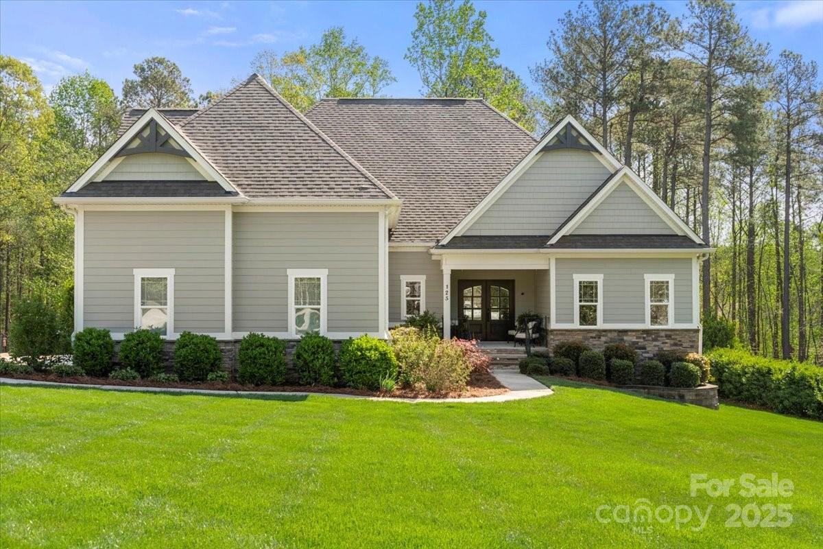 Property image 2 of 125 Trent Pines Drive in Woodleaf, Mooresville, NC 28117