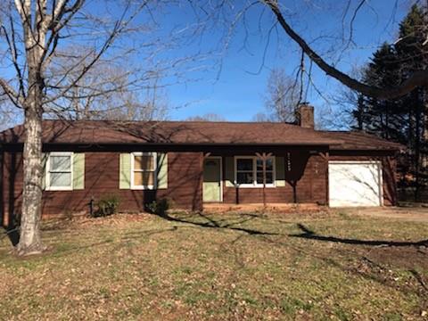 Property image 2 of 1202 Homestead Drive in Homestead, Hickory, NC 28602