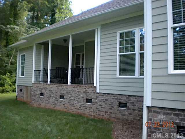 Property image 2 of 642 Peace Haven Road in Brookdale, Kannapolis, NC 28083