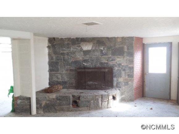 Property image 4 of 108 Alexander Dr in Forge Mountain Acres, Mills River, NC 28759
