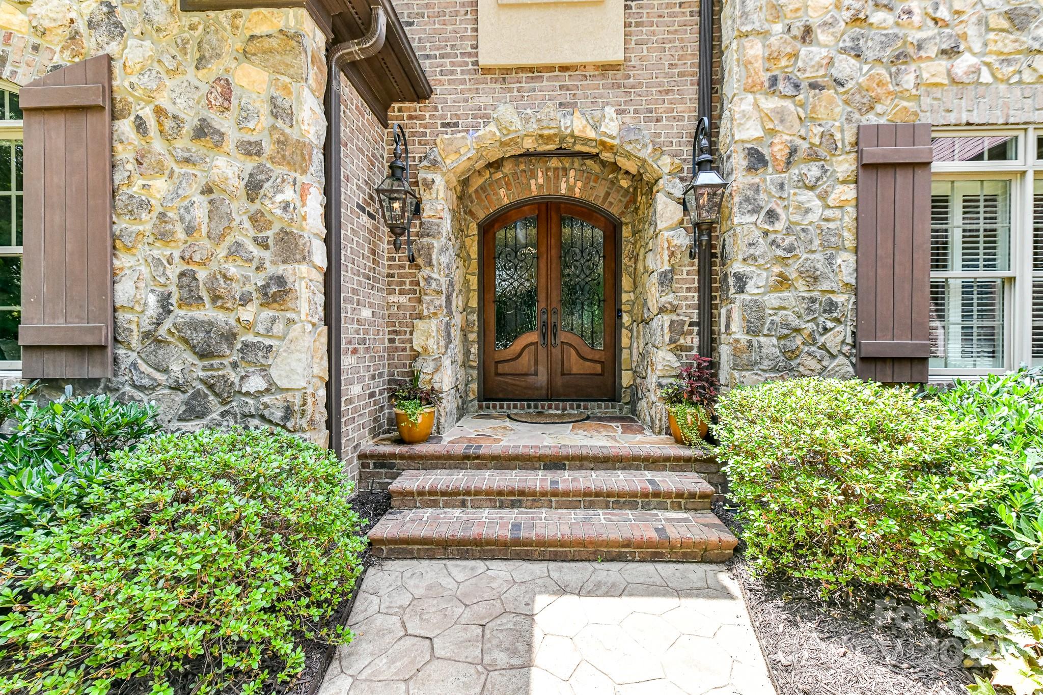 Property image 2 of 717 Beauhaven Lane in CHATELAINE, Waxhaw, NC 28173