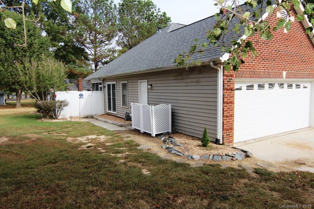 Property image 3 of 5108 Whisper Ridge Lane in Clover Bend, Monroe, NC 28110