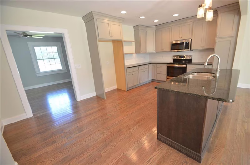 Property image 4 at 612 9th Street, Hickory, NC 28601