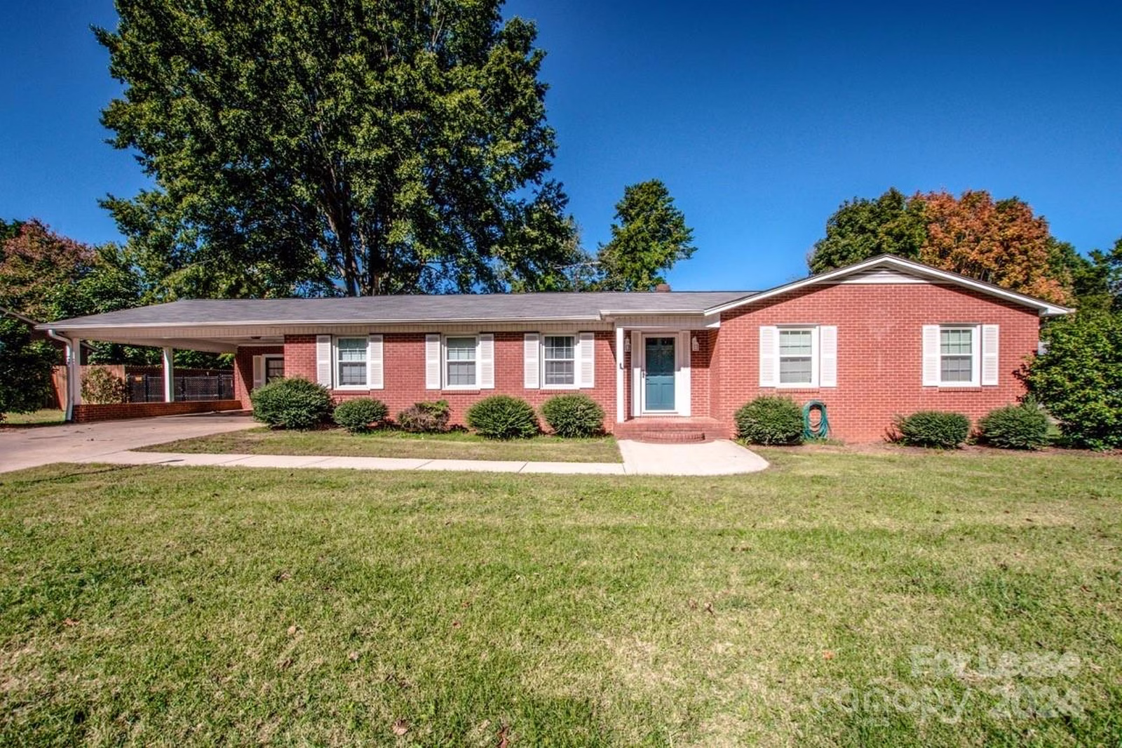 Property image 1 at 817 Woods Drive, Statesville, NC 28677