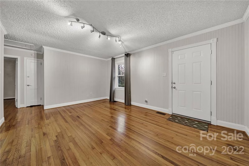 Property image 5 at 4216 Howie Circle, Charlotte, NC 28205