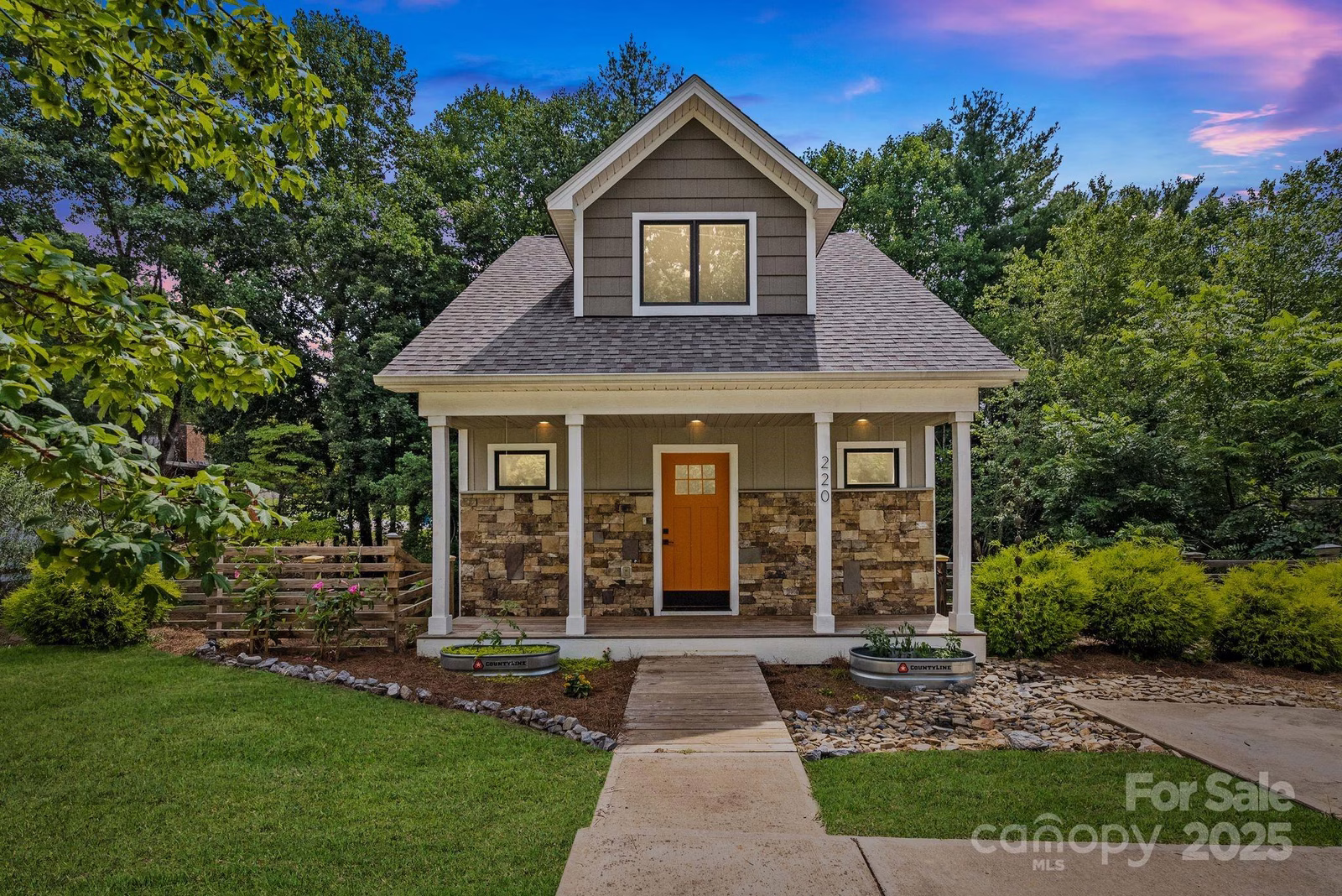Property image 1 at 220 Eastwood Avenue, Swannanoa, NC 28778