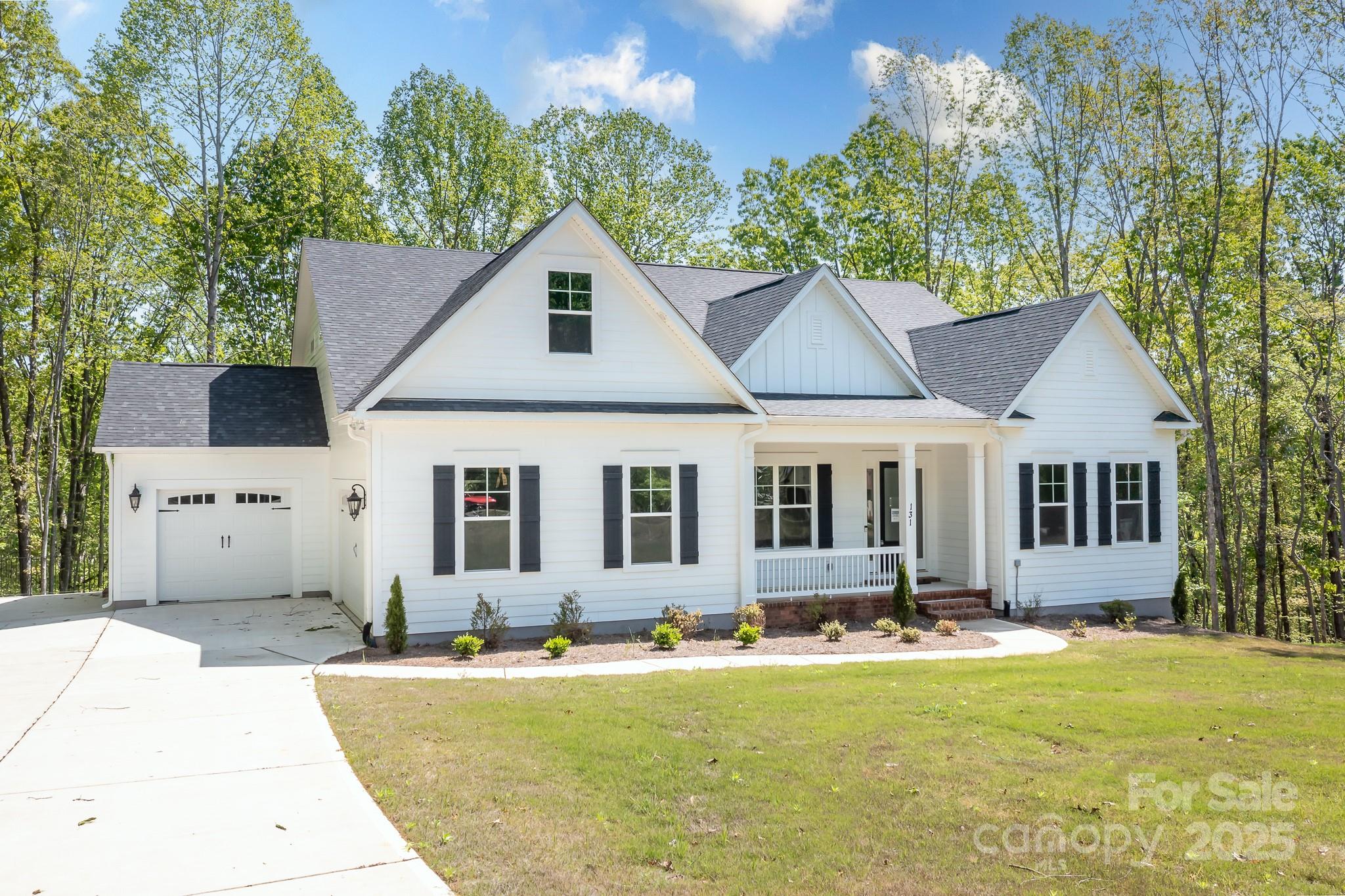 Property image 3 of 131 High Lake Drive in Harbor Watch, Statesville, NC 28677