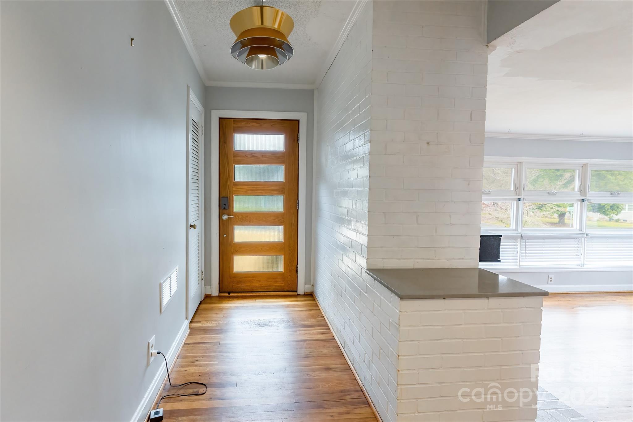 Property image 4 of 1166 Montford Drive in Madison Park, Charlotte, NC 28209