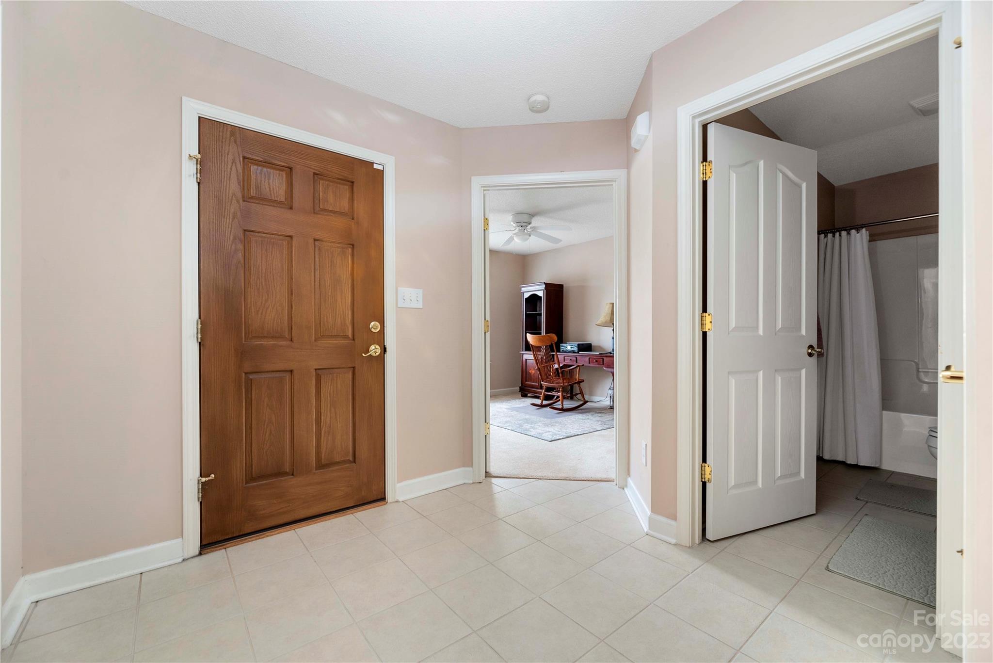 Property image 2 of 105 Keswick Lane in The Villages At Oak Tree, Mooresville, NC 28117