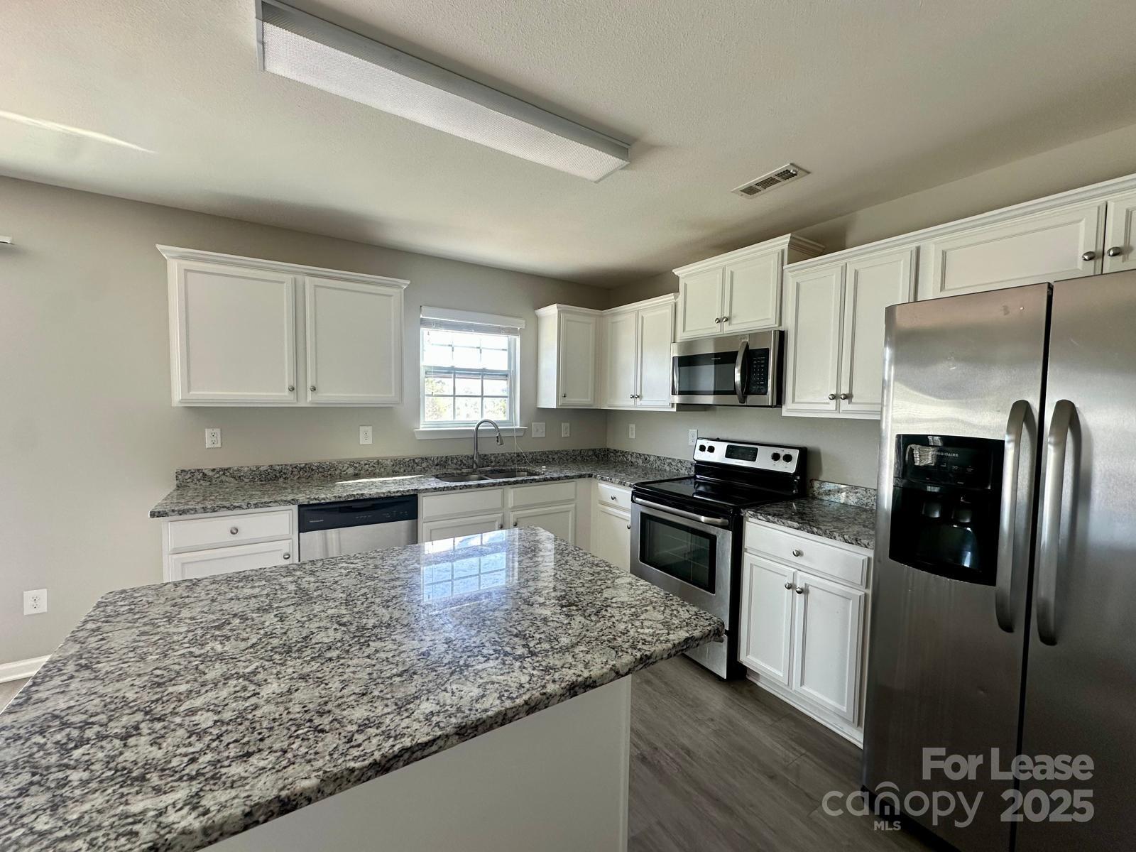 Property image 3 of 2625 Cider Ridge Road in Apple Creek, Dallas, NC 28034