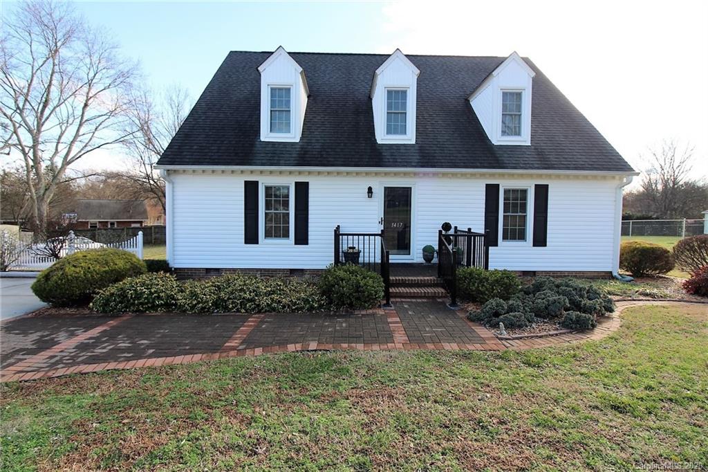 Property image 4 of 3417 Sherwood Circle in Forest Brook, Gastonia, NC 28056