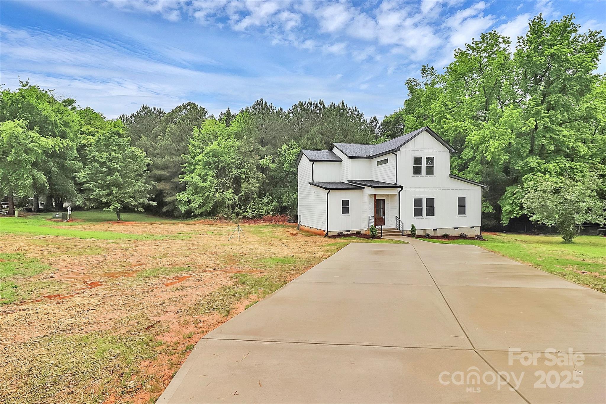 Property image 5 of 1011 Sandy Court in Forest Brook, Gastonia, NC 28056