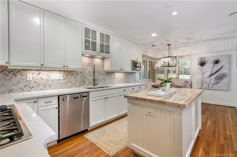 Property image 2 at 620 Edgemont Road, Charlotte, NC 28211
