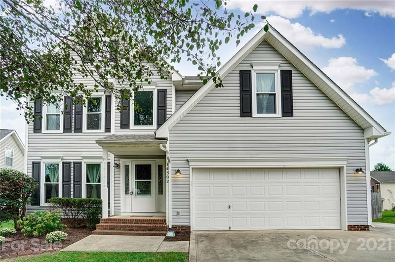 Property image 2 at 14302 Blue Grass Drive, Huntersville, NC 28078