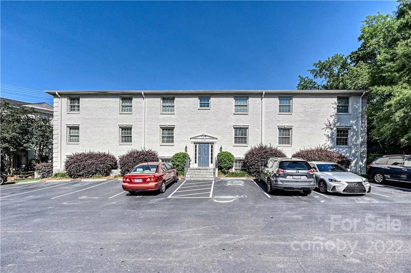 Property image 2 at 4919 Park Road, Charlotte, NC 28209