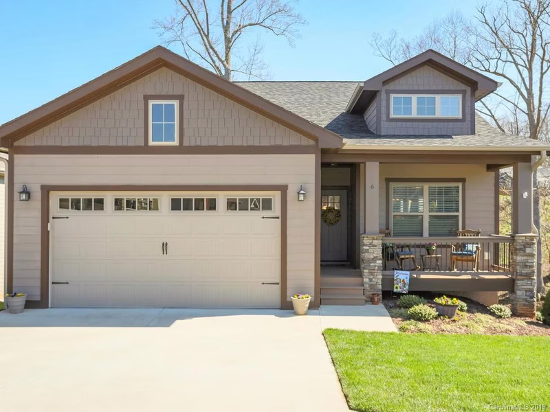 6 Asher Lane