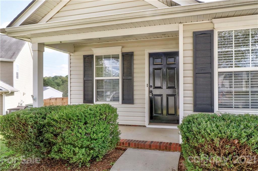 Property image 2 of 934 Back Bay Court in Harbour Towne, Kannapolis, NC 28083
