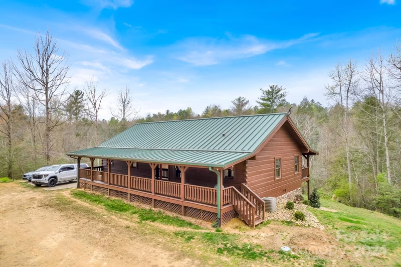 Property image 3 at 1606 Charlie Triplett Road, Lenoir, NC 28645
