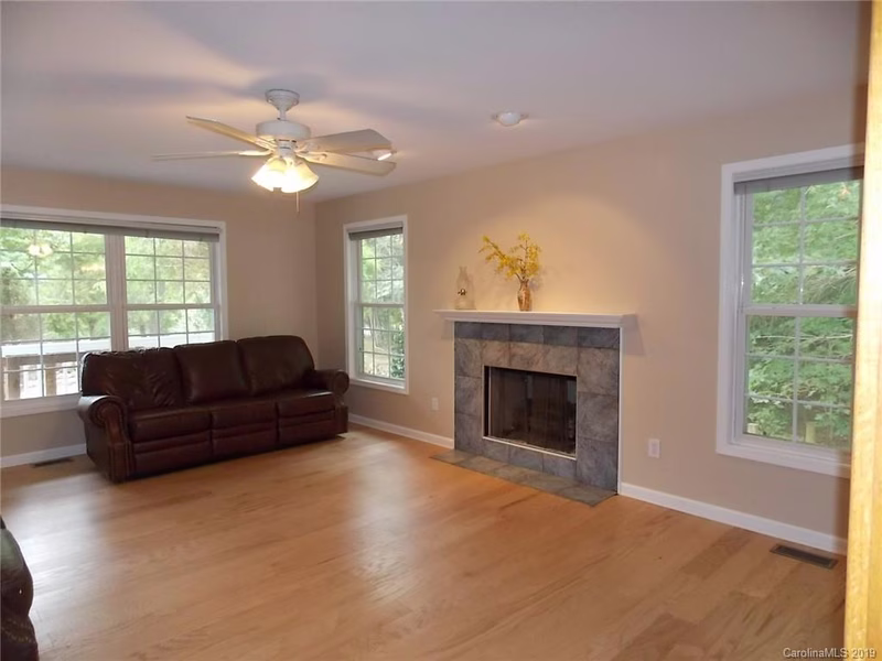 Property image 4 at 429 Waterglyn Way, Nebo, NC 28761