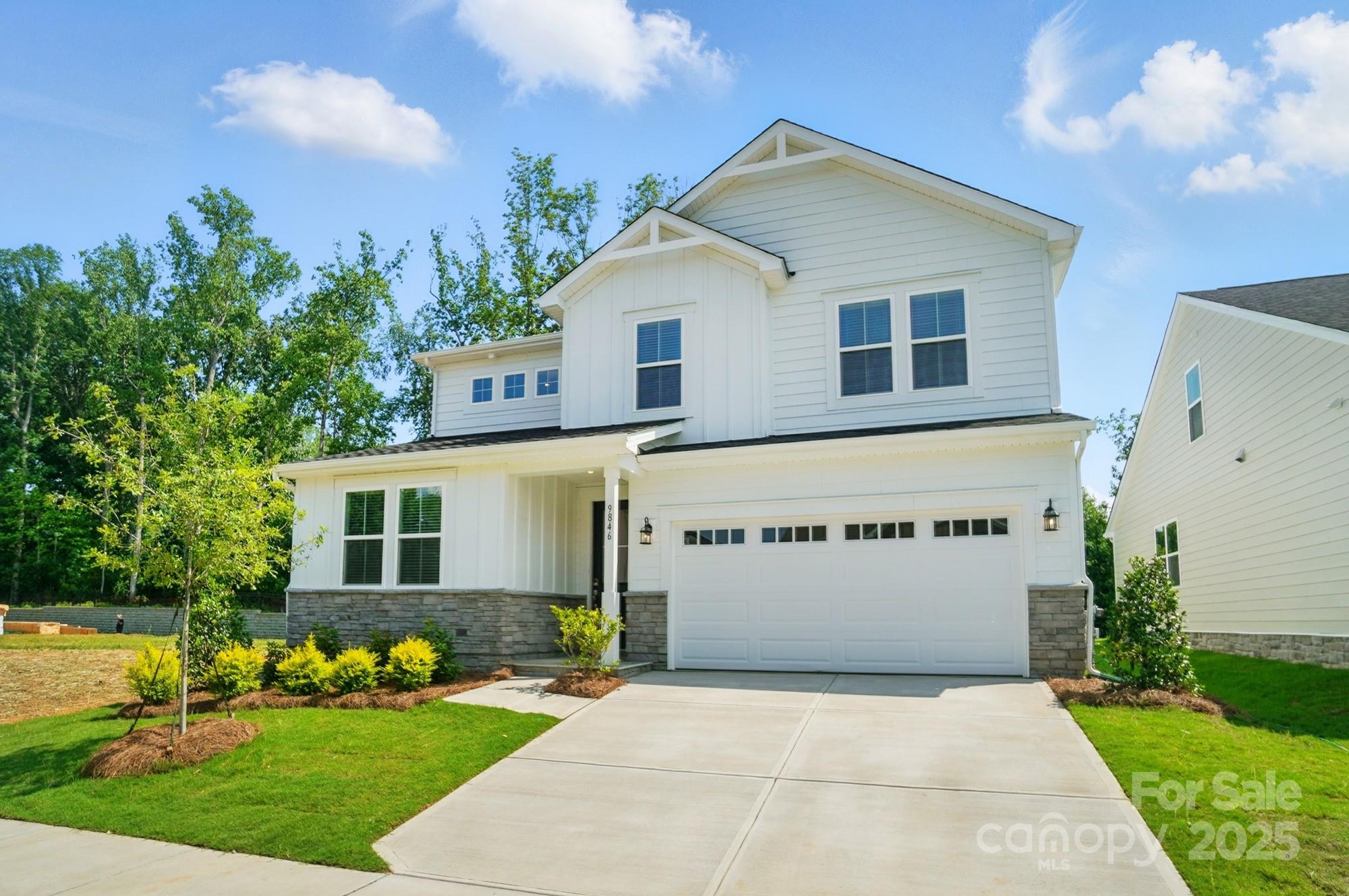 Property image 2 of 9846 Quercus Lane in Roseshire Chase, Huntersville, NC 28078